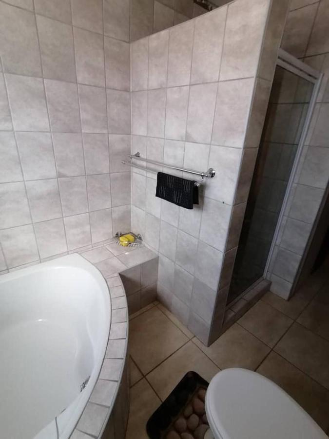 Jjp Self Catering - Three Bedroom House Lüderitz Zewnętrze zdjęcie