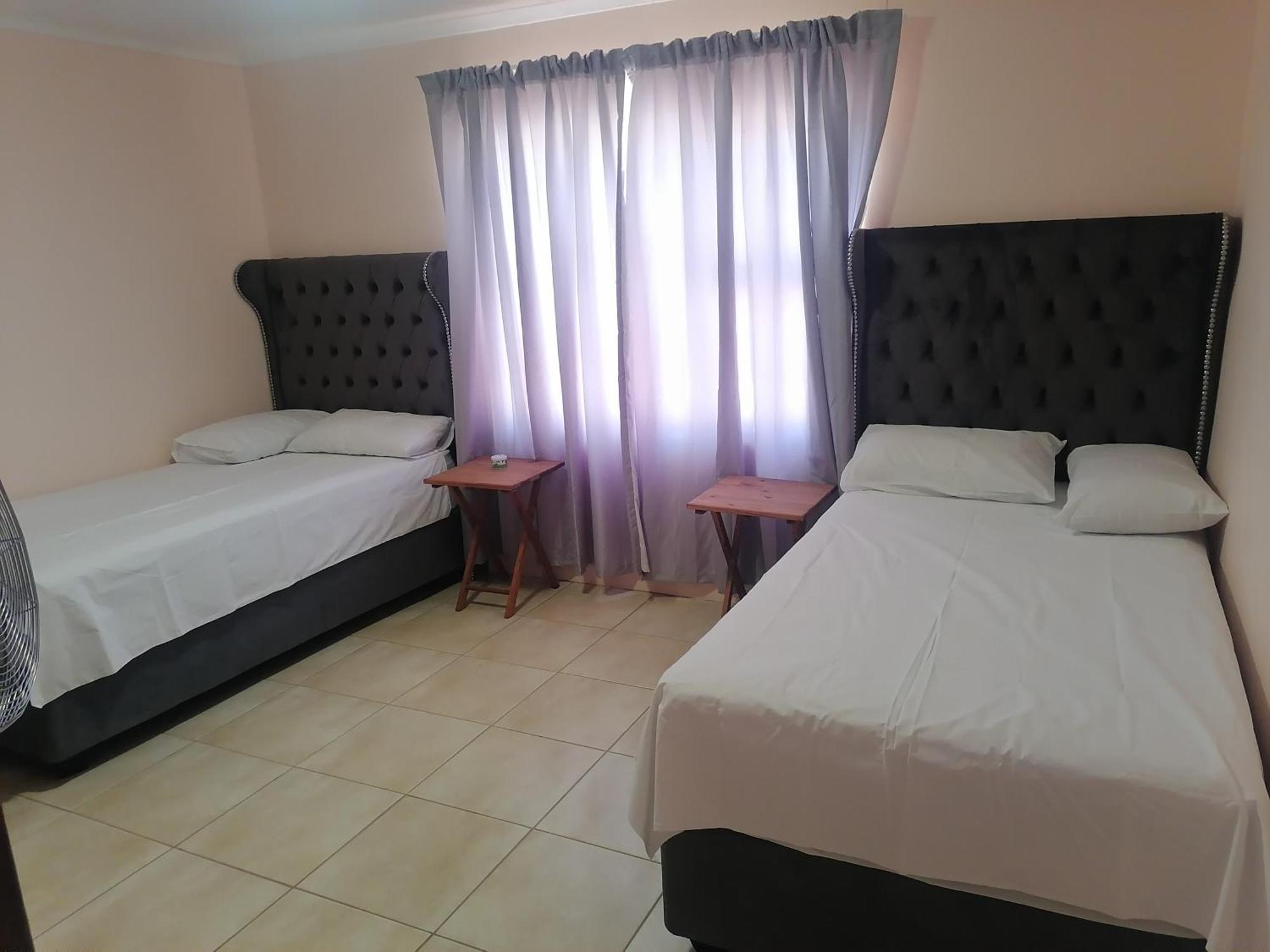 Jjp Self Catering - Three Bedroom House Lüderitz Zewnętrze zdjęcie